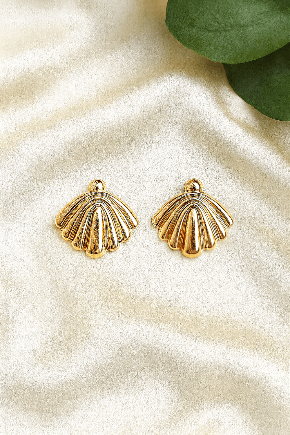 Anti Tarnish Flower Earring - Image 6