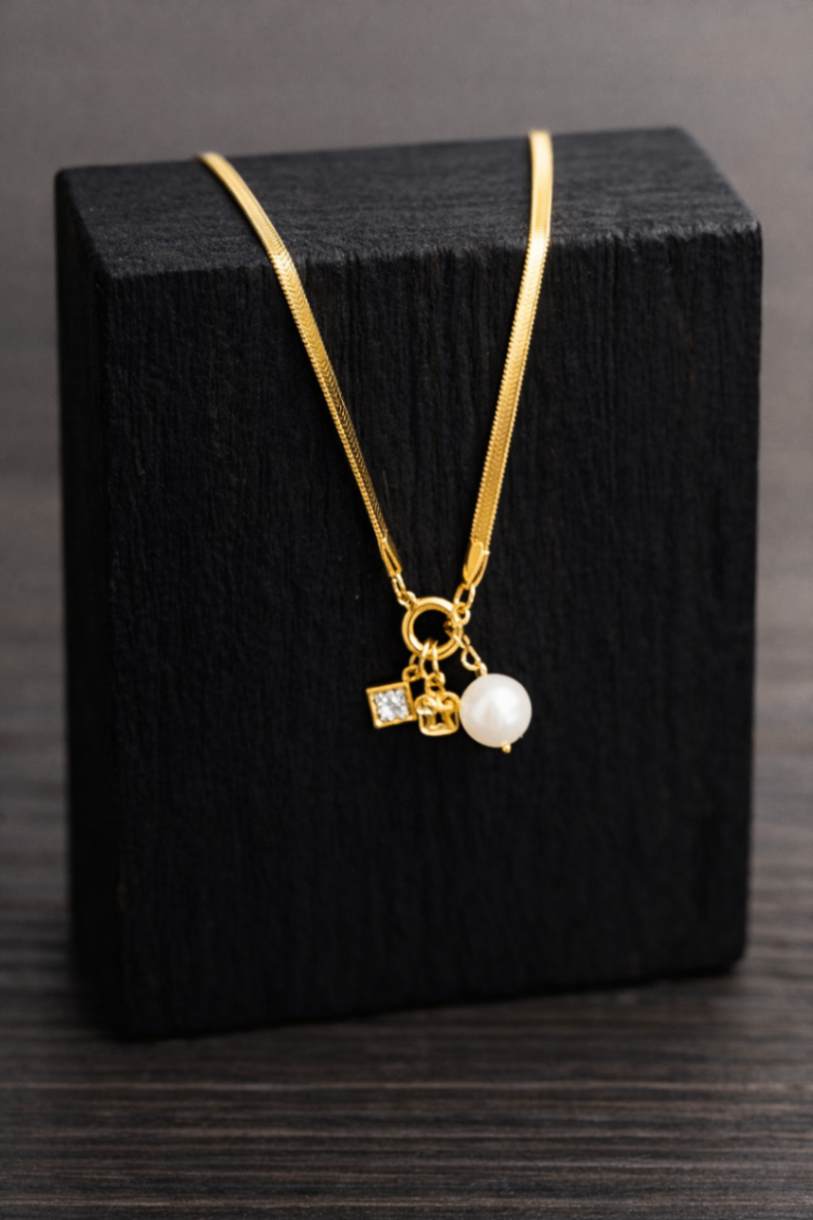 Snack Chain with Pendant - Image 3