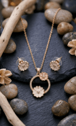 A delicate rose gold finish enamel floral motifs necklace set - Image 3