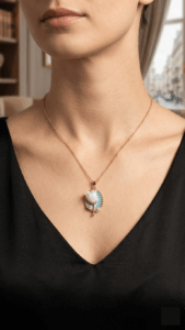 Tulip pendant with chain